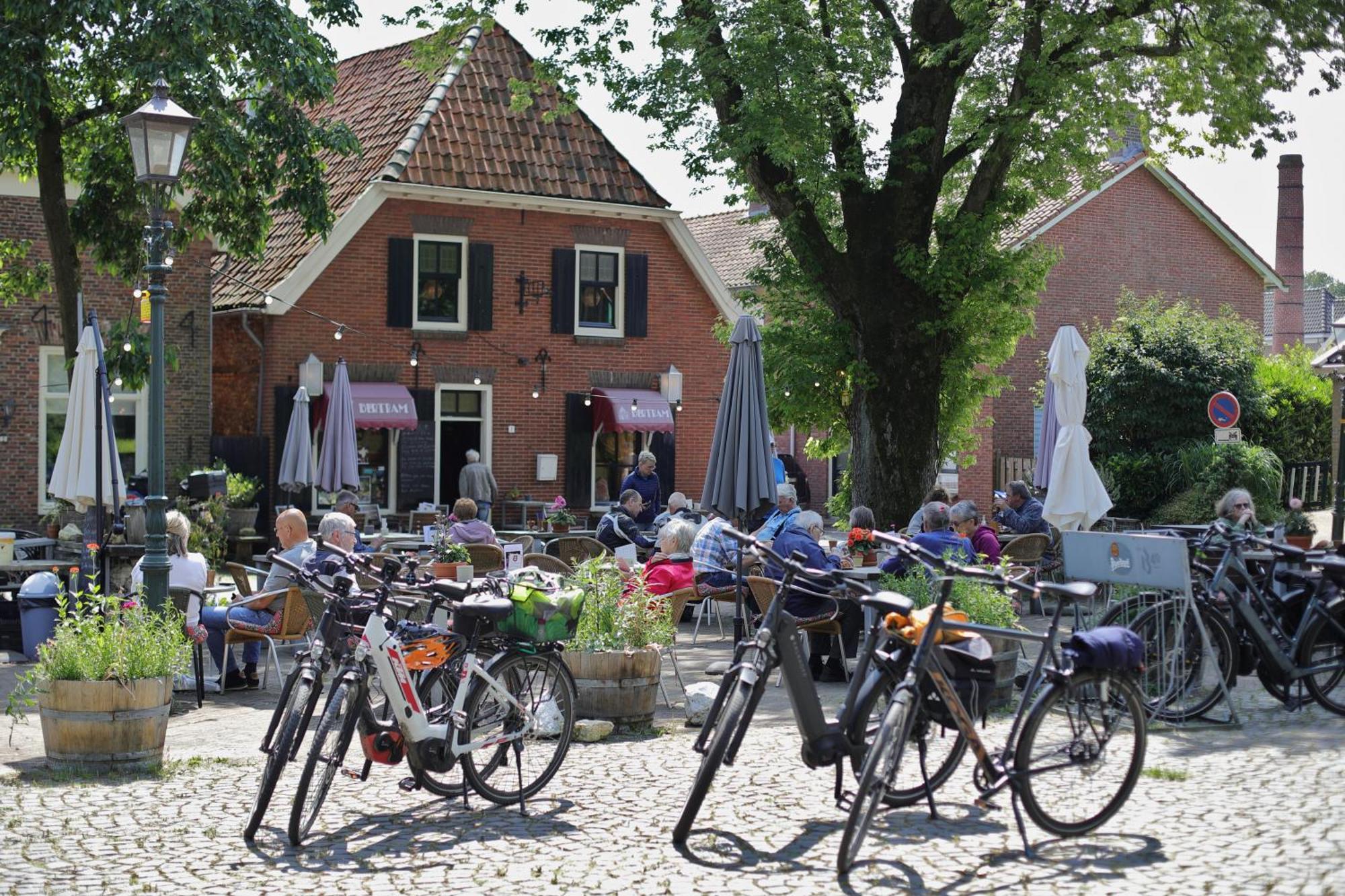 Hotel Bertram Bredevoort ภายนอก รูปภาพ